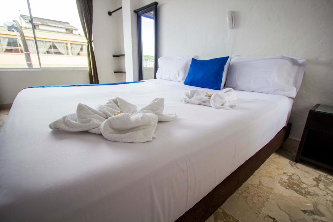 Blue Star Hotel Мельгар Экстерьер фото