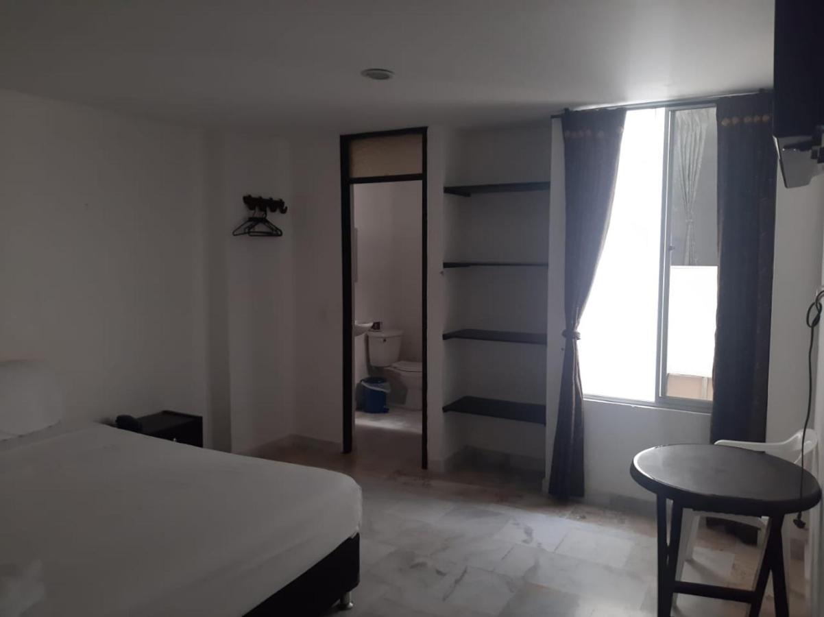 Blue Star Hotel Мельгар Экстерьер фото