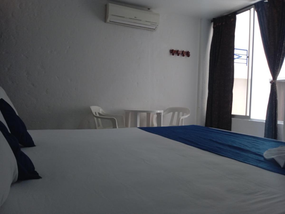 Blue Star Hotel Мельгар Экстерьер фото