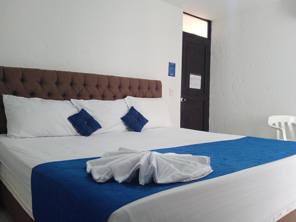 Blue Star Hotel Мельгар Экстерьер фото
