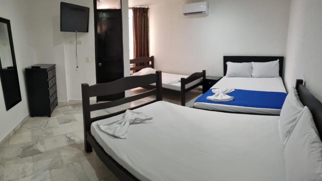 Blue Star Hotel Мельгар Экстерьер фото