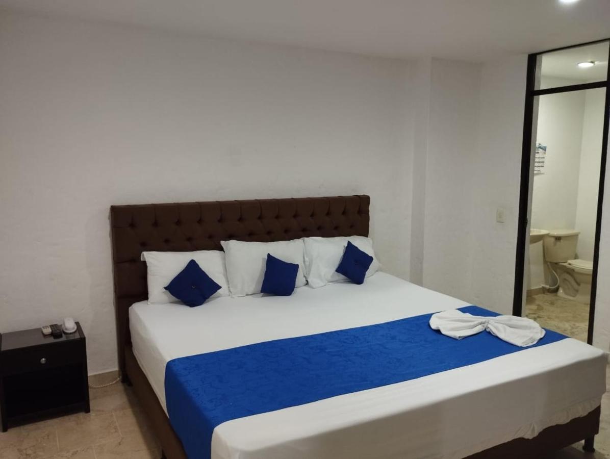 Blue Star Hotel Мельгар Экстерьер фото