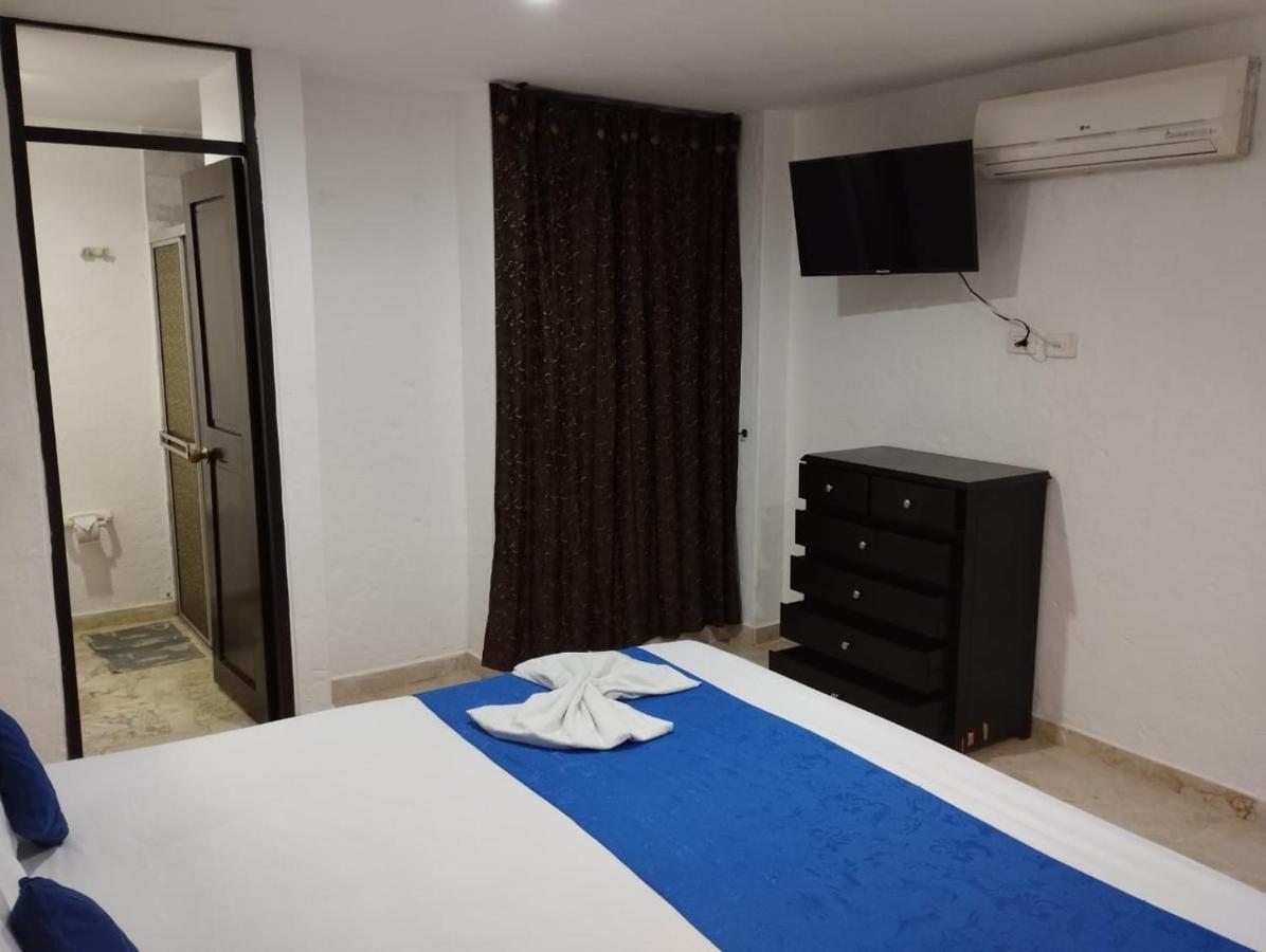 Blue Star Hotel Мельгар Экстерьер фото