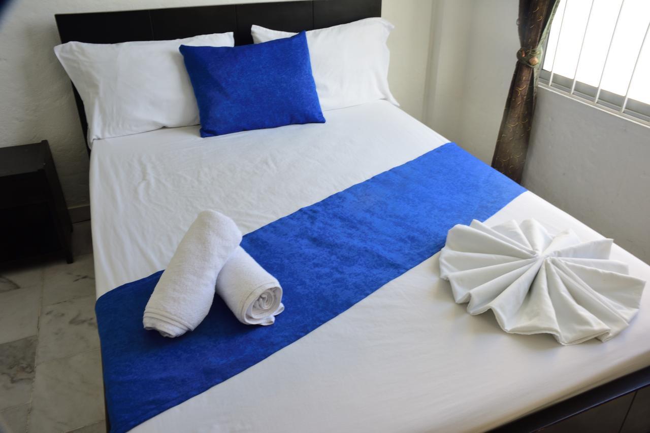 Blue Star Hotel Мельгар Экстерьер фото