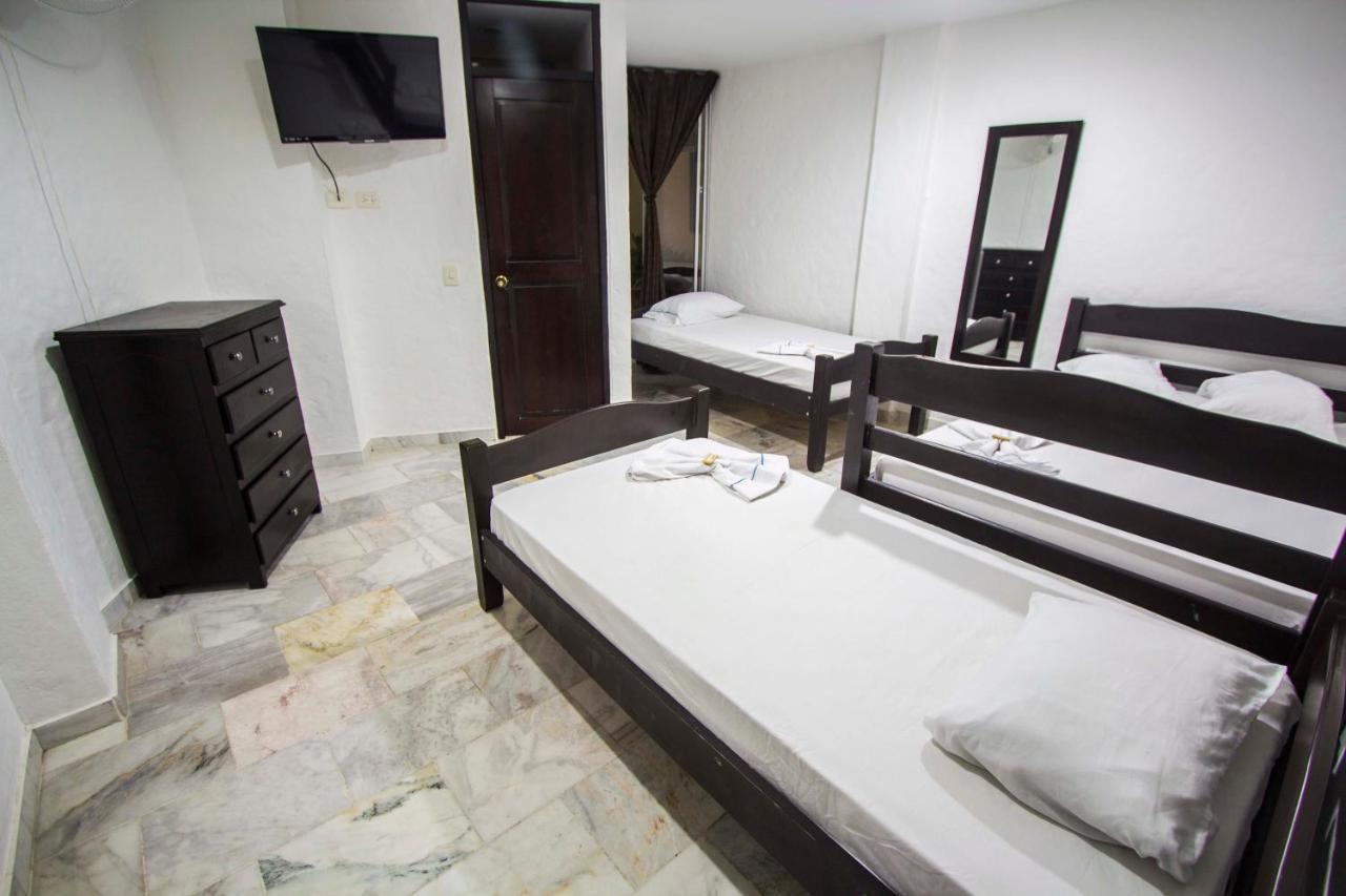 Blue Star Hotel Мельгар Экстерьер фото