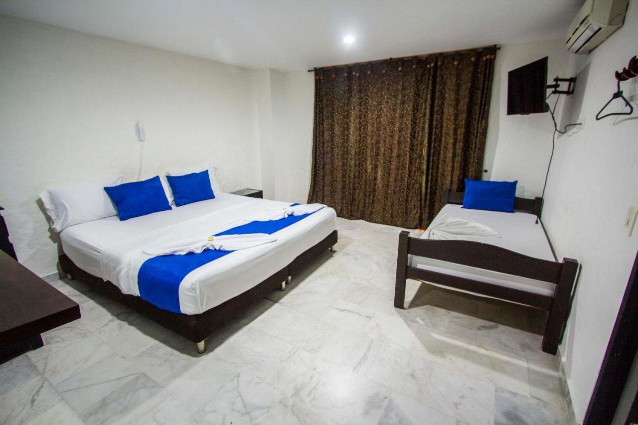 Blue Star Hotel Мельгар Экстерьер фото